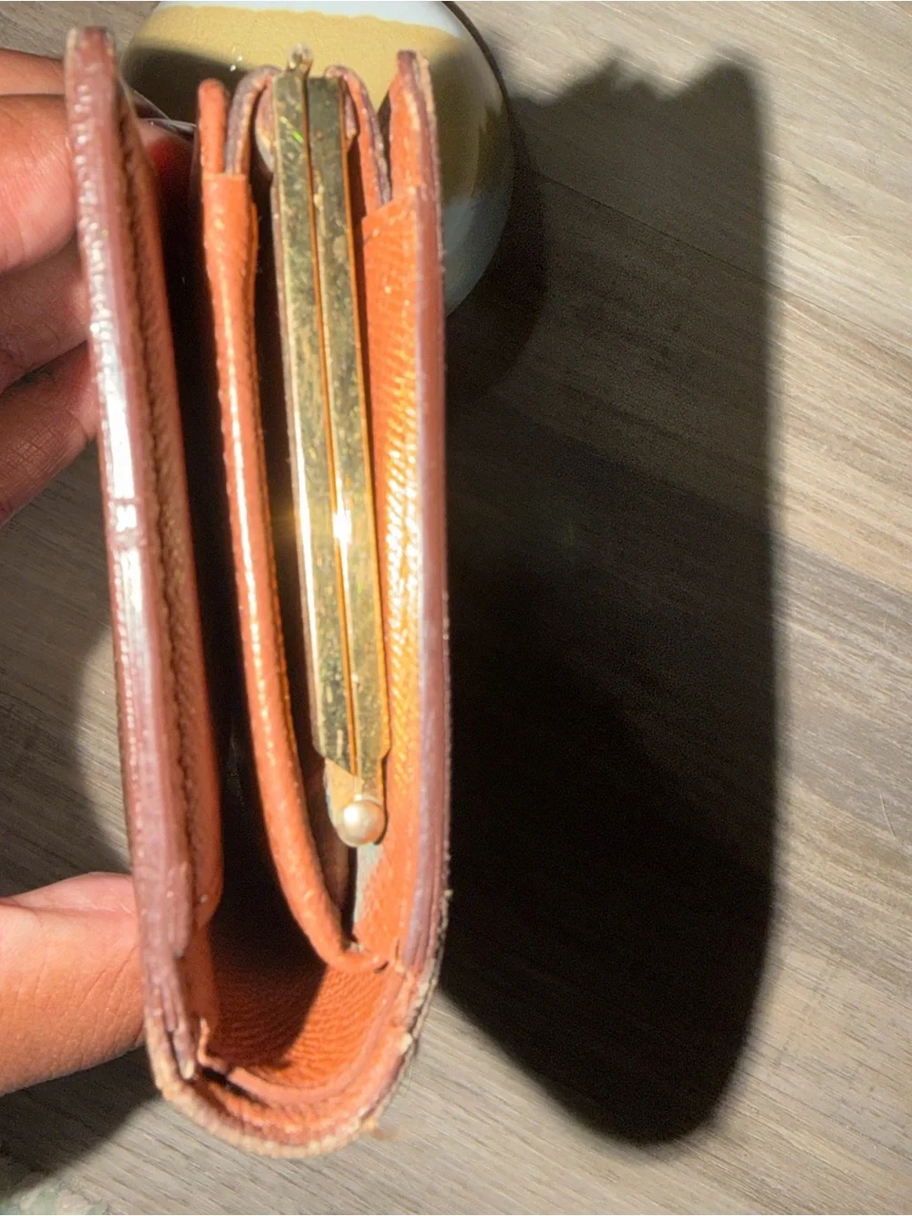 Louis Vuitton Monogram Kisslock Wallet- PRELOVED CONDITION